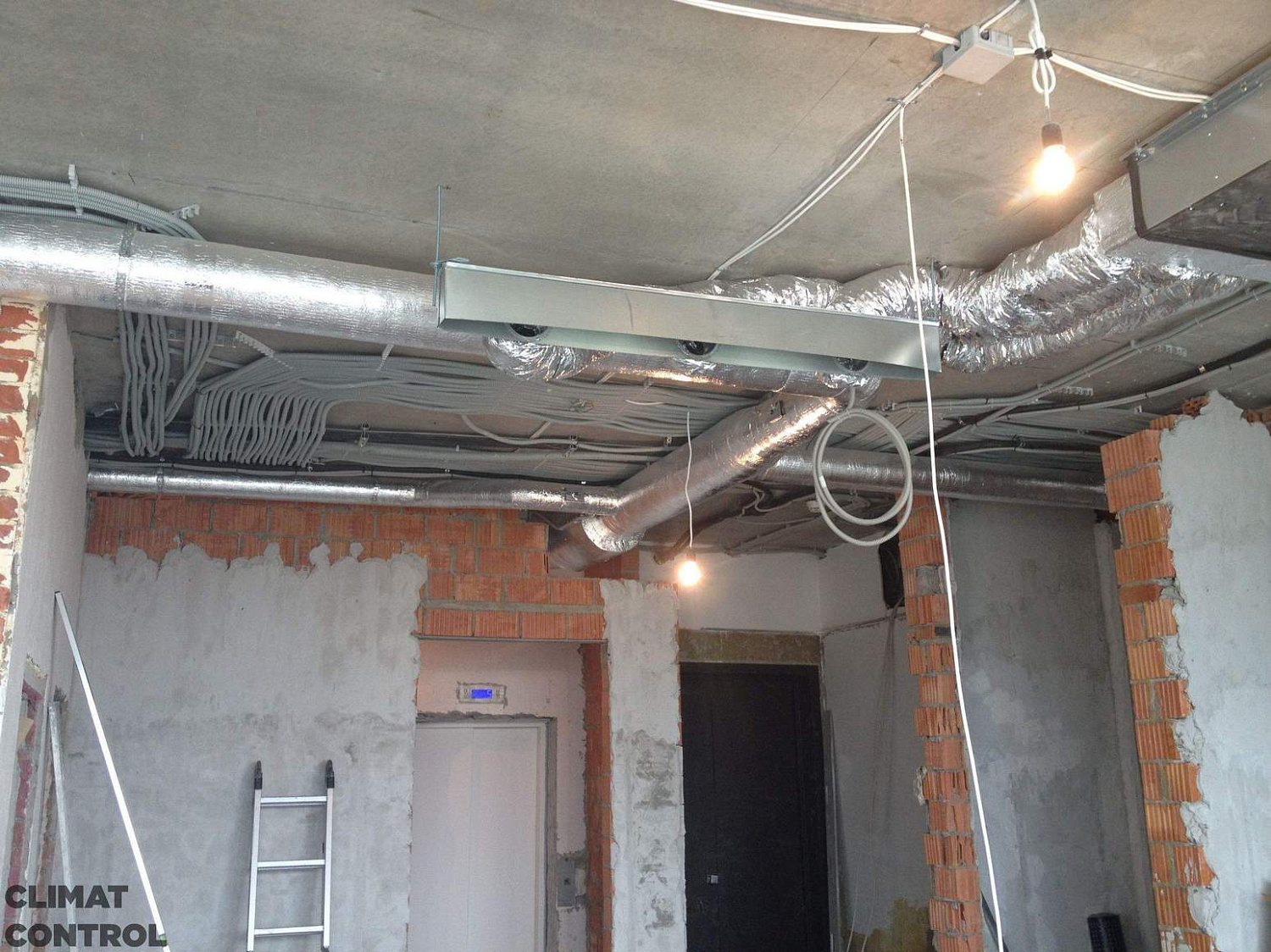 Монтаж вентиляции в квартире, в Тюмени